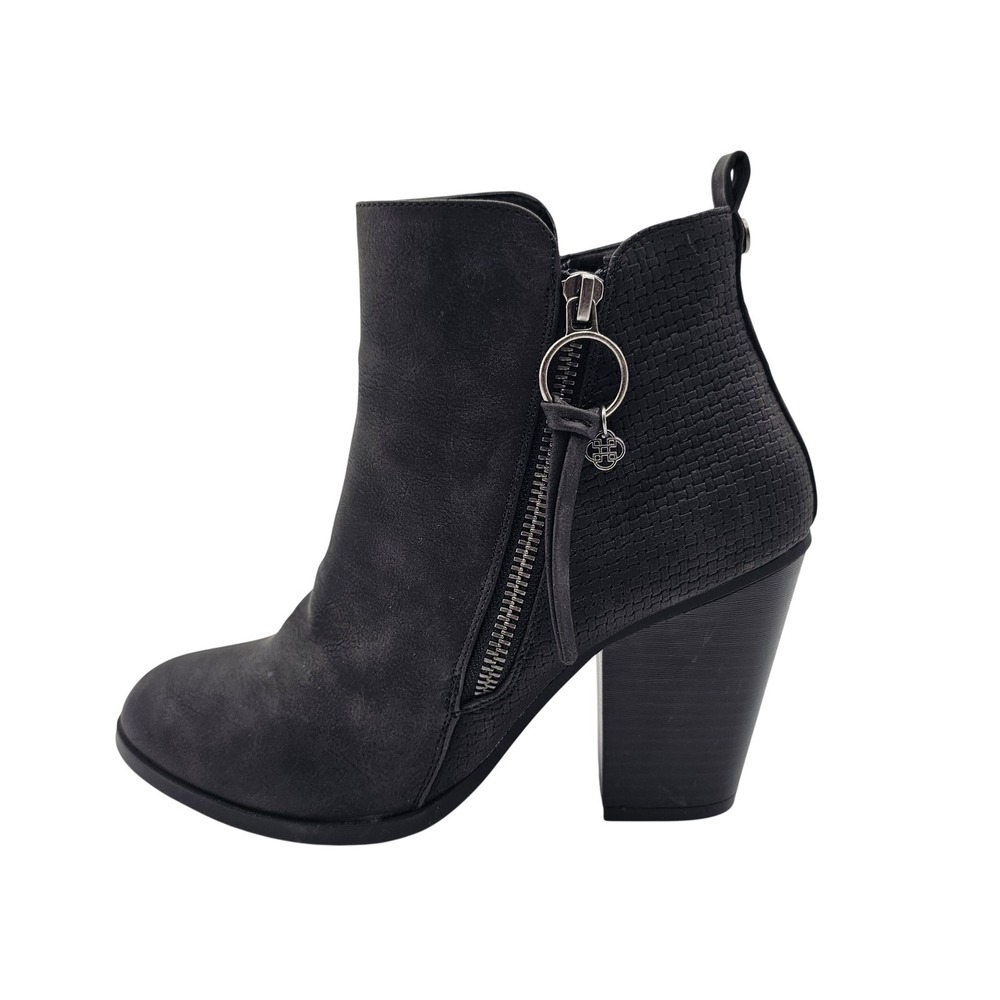 Daisy Fuentes Clay Boots Womens Size 9 Black Ankle Booties Side Zip Block Heel